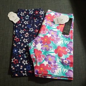 2 pairs of girls 7-8 bike shorts
